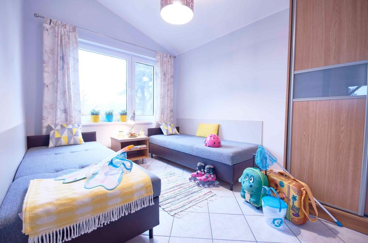 Arenda Apartamenty&Domki Caloroczne Sierakow  Εξωτερικό φωτογραφία