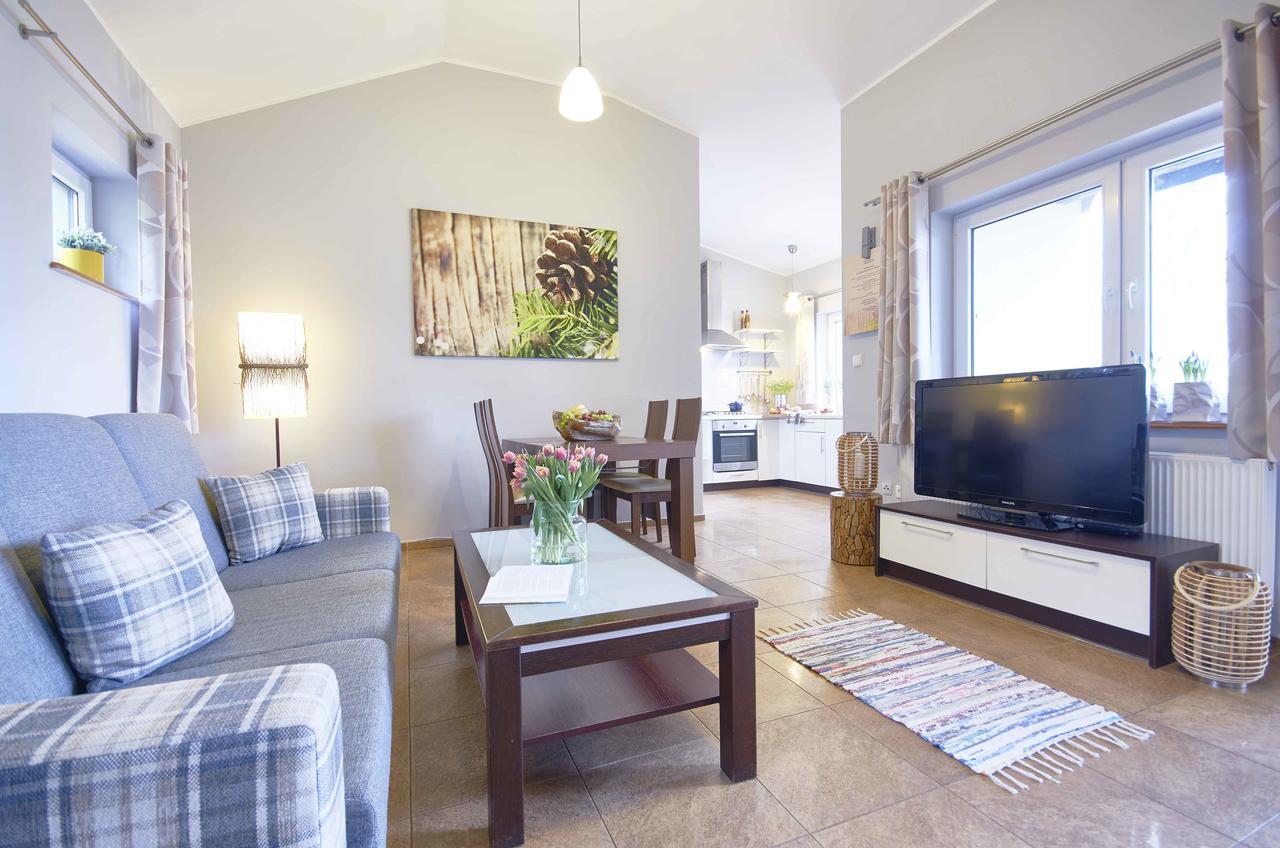 Arenda Apartamenty&Domki Caloroczne Sierakow  Εξωτερικό φωτογραφία