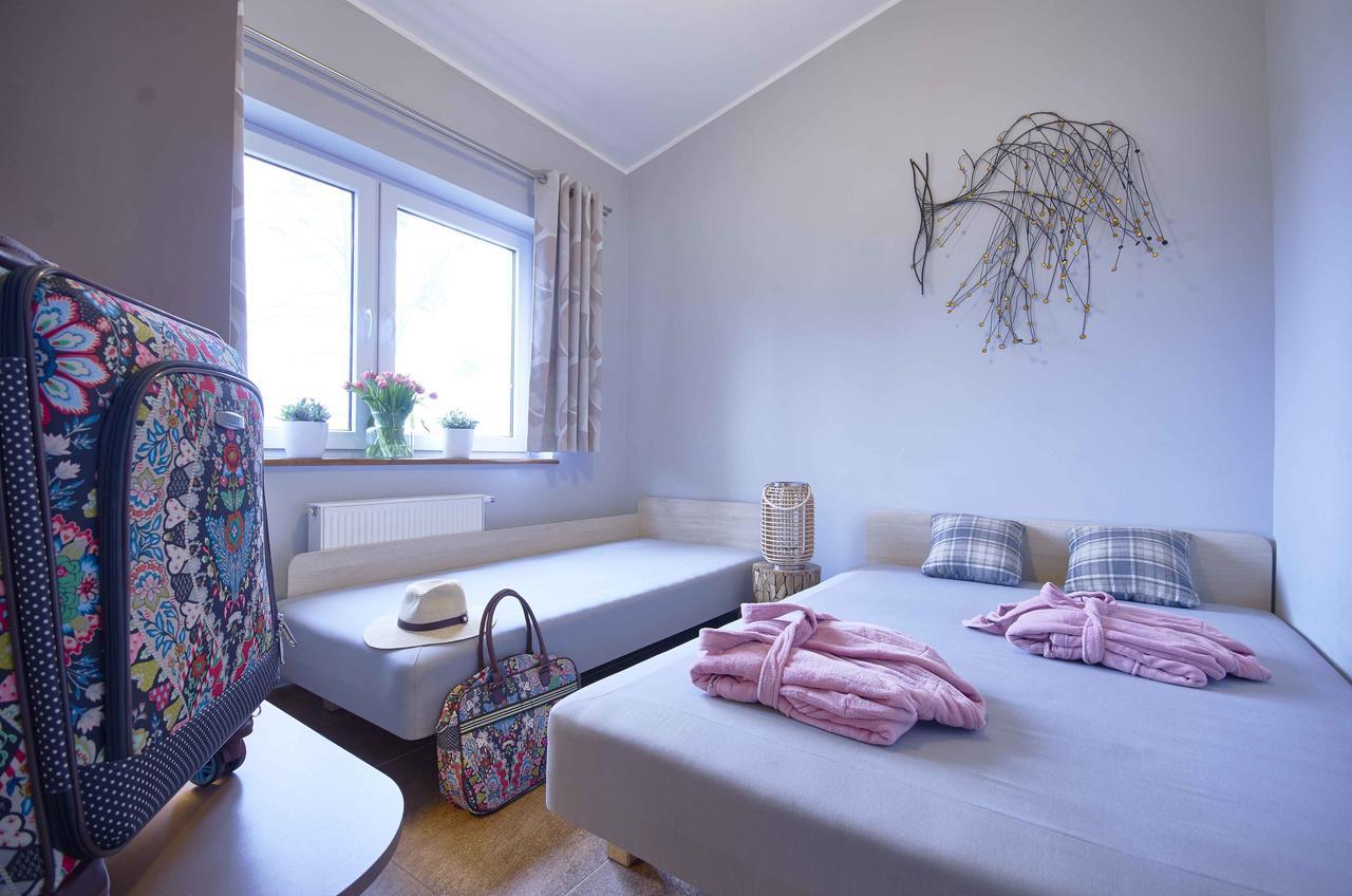 Arenda Apartamenty&Domki Caloroczne Sierakow  Εξωτερικό φωτογραφία
